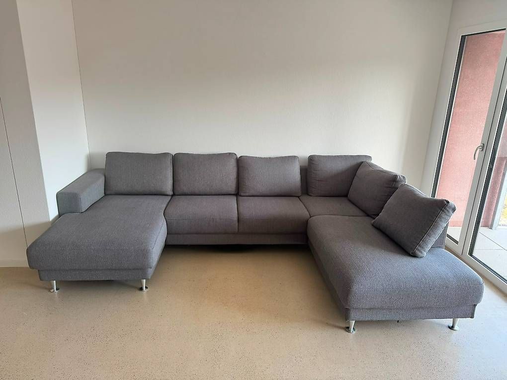 Sofas: Grosses Ecksofa U-Form, Stoff grau – D'occasion à Möhlin par Jack4313 1