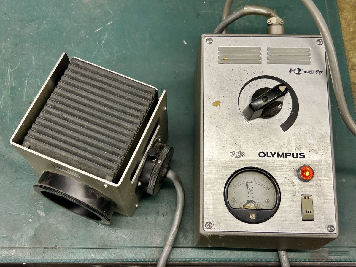 Olympus Microscopi: Olympus Microscope Transformateur 12V 100W Sciences Vintage – Usato da Cointrin venduto da vrossi 1