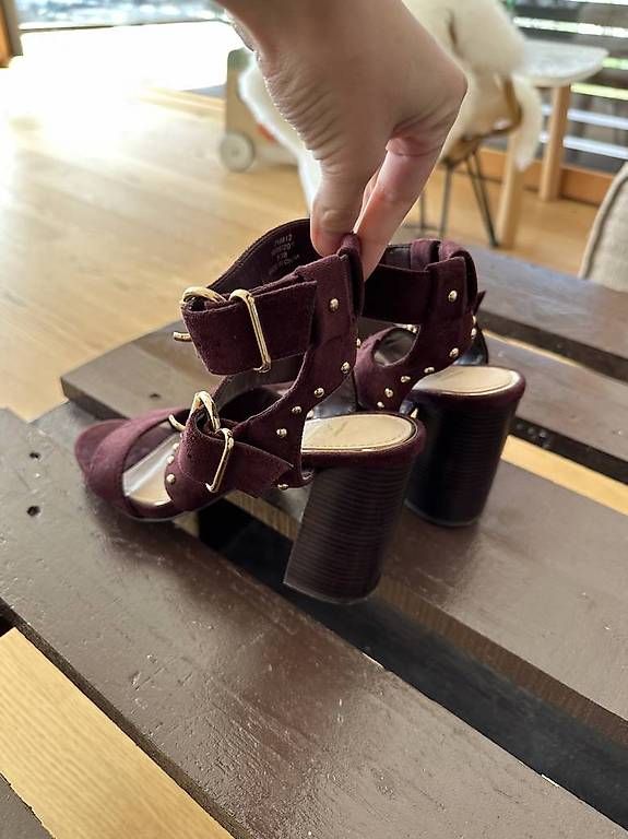 Scarpe da donna: Sandales à talons 38 – Usato da La Neuveville venduto da ste_rk86 1