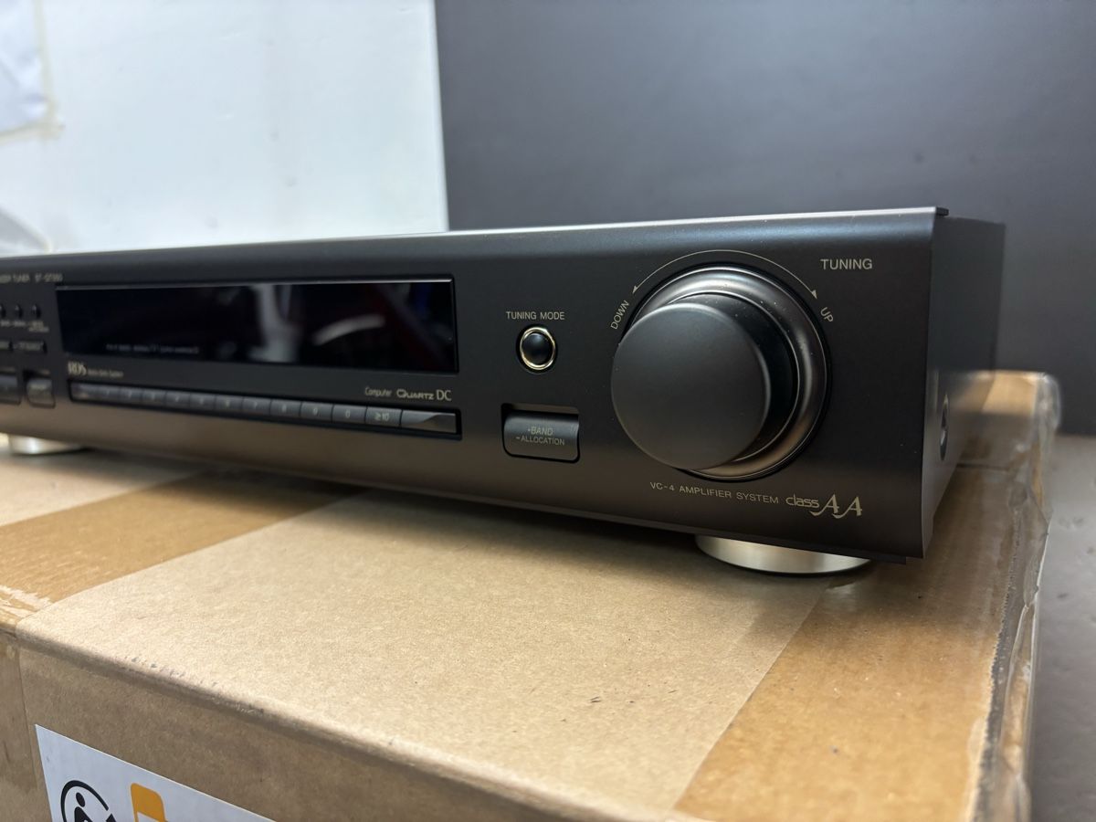Technics Radio: Technics Synthesizer-Tuner ST-GT550  – Usato da Au ZH venduto da 64impala 3