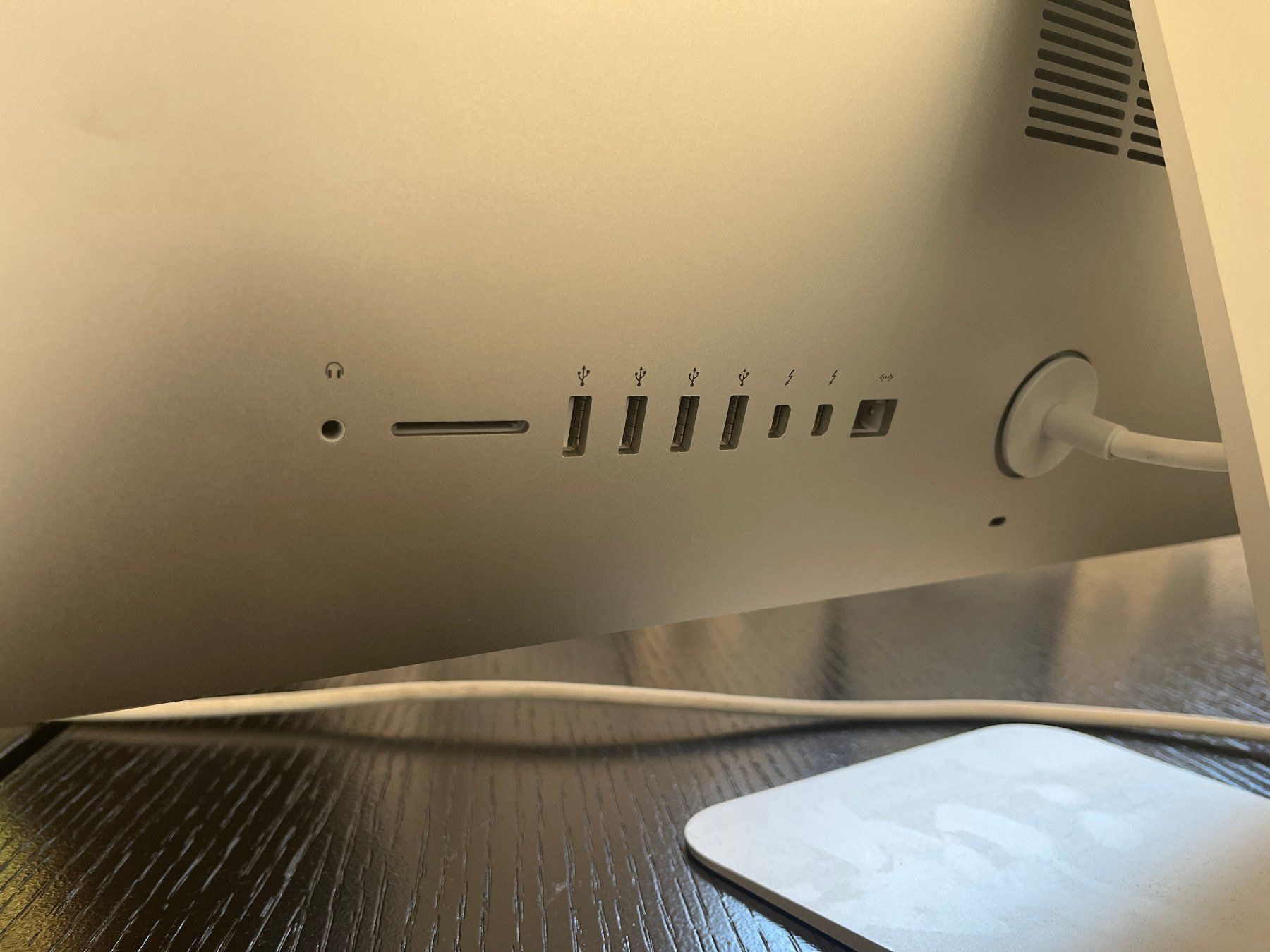 Apple PCs: Apple iMac 21.5" mit 8GB RAM und 1TB HDD – Gebraucht aus Burgdorf von  3