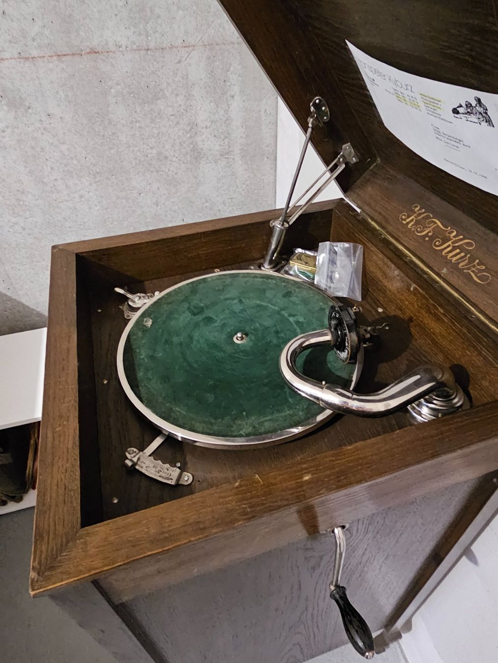 Giradischi: Grammophon mit Schellack Platten – Usato da Seengen venduto da DorisAlias 2