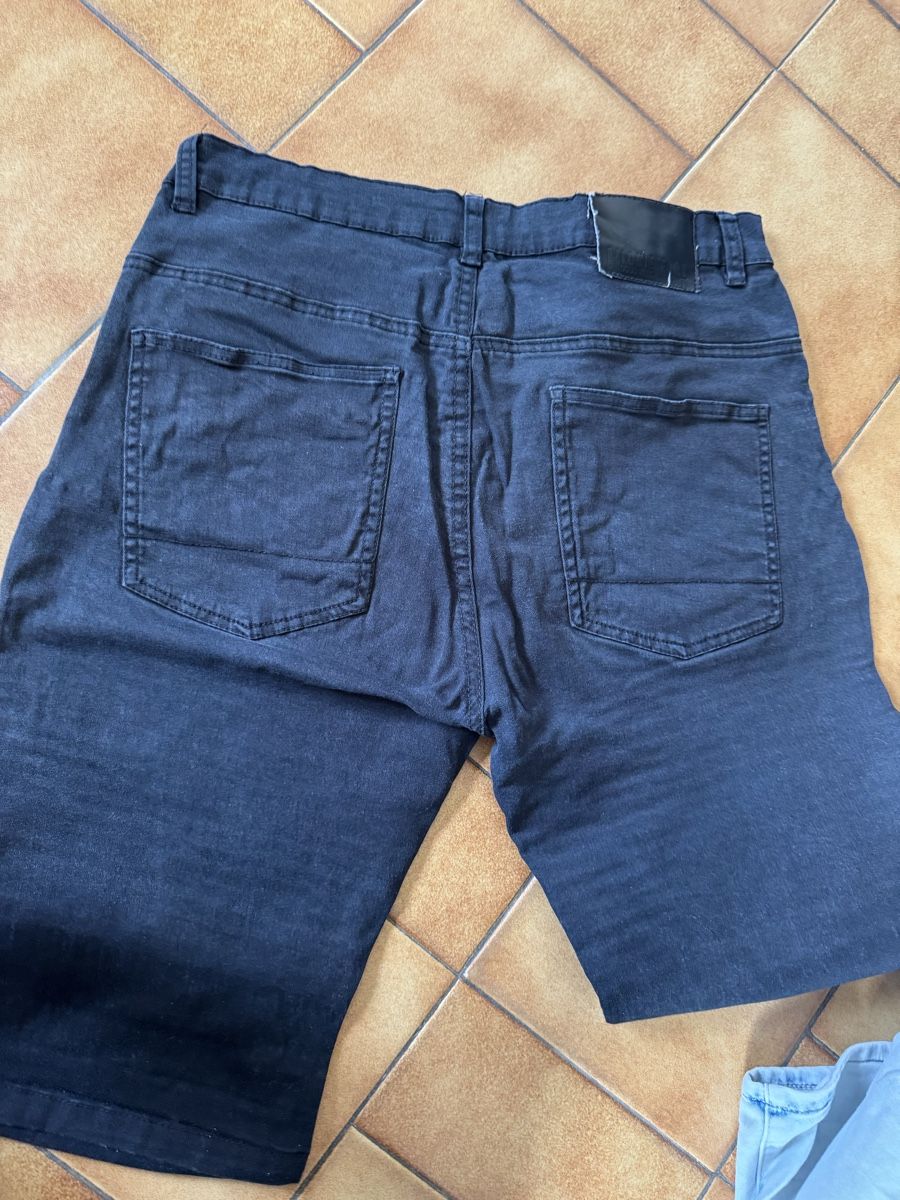 Pantaloni: Short CUSTER taille 40 Doryan – Usato da Veyrier venduto da kimedovapa 1