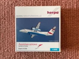 Herpa Wings 510592 Austrian Arrows Dash 8-300
