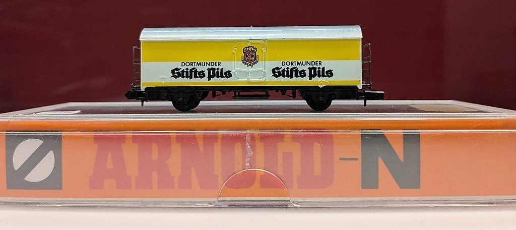 Arnold Modellini di ferrovie: Spur N Kühlwagen "Dortmunder Stifts Pils" – Usato da Reinach BL venduto da angus74
