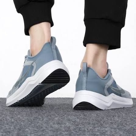 Nike Scarpe da uomo: Nike Downshifter 12 Running Gr. 44.5 – Nuovo e nell'imballaggio originale da Spreitenbach venduto da 1Runner 1