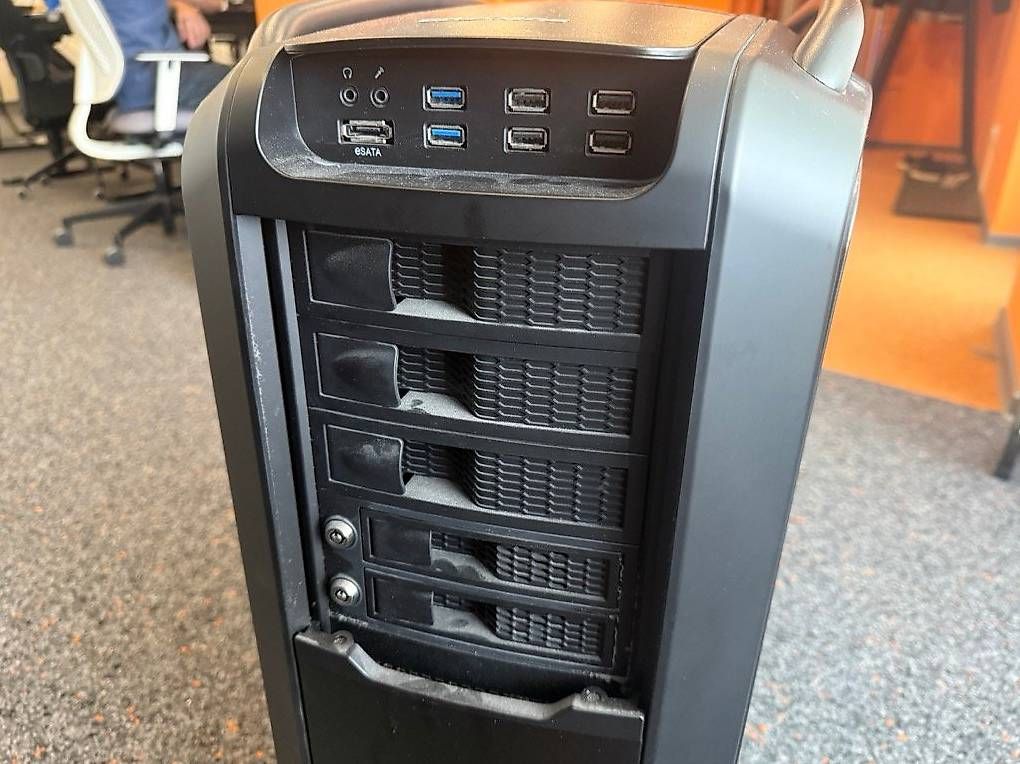 PCs: Cooler Master Server / Gaming PC Tower für NAS oder HomeLab – Gebraucht aus Wil SG von Dbarton 1