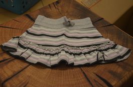 TAILLE 86 - JUPE NEU
