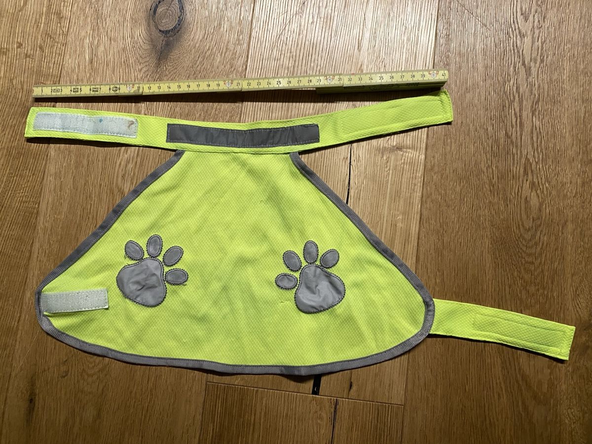 Gilet & Giacche: Hunde Warnweste – Usato da Trimstein venduto da Kira054