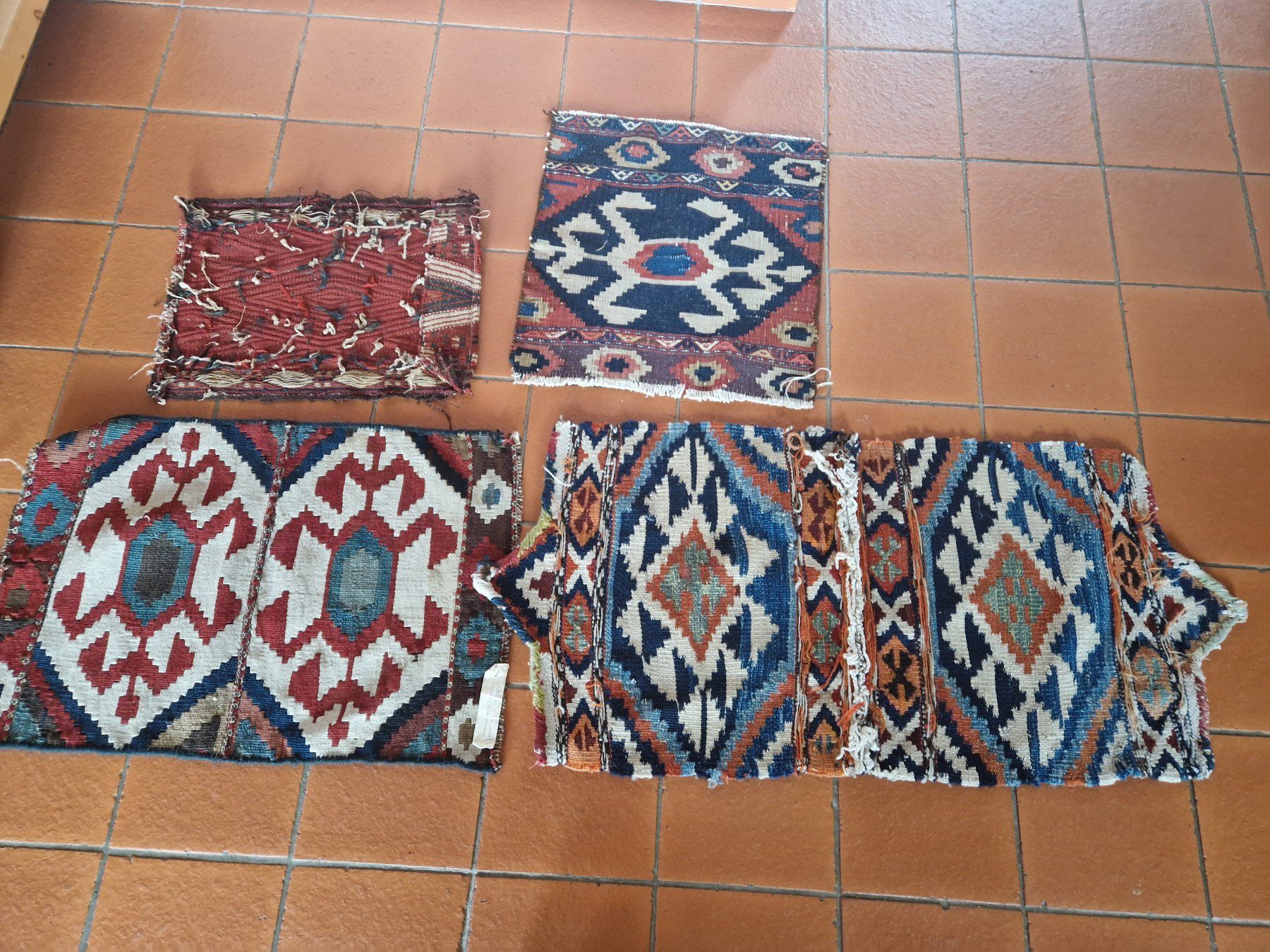 Tapis: antike Teppich Taschen – D'occasion à Seedorf BE par Stibutz 2