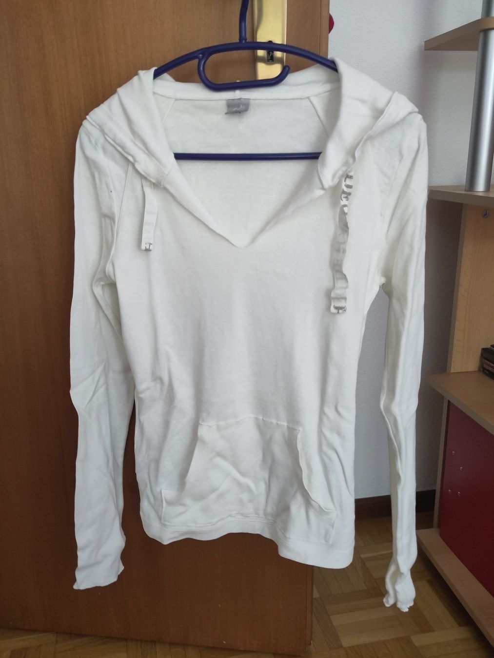 Maglioni & Felpe: Weisses Pullover, Grosse M – Usato da Zürich venduto da Saf12