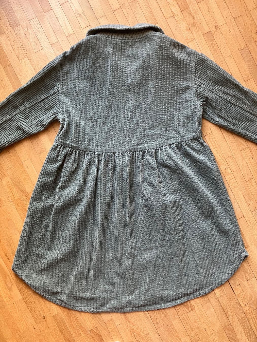Manor Vestiti & Gonne: Mädchen Winterkleid Gr. 128 – Usato da Basel venduto da Hamburg82 1