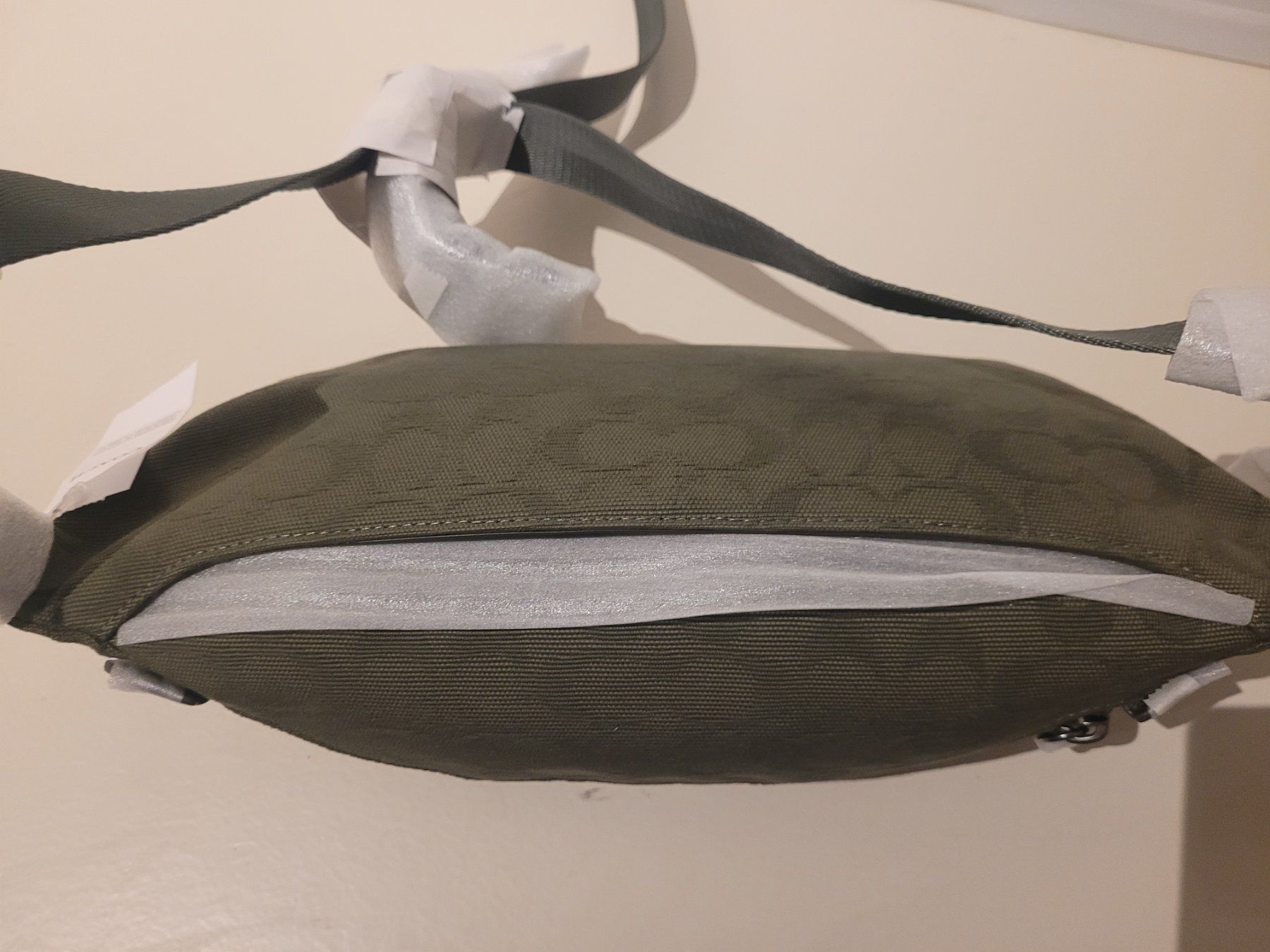 Coach Borse: Coach Bauchtasche in Oliv – Nuovo e nell'imballaggio originale da Wallisellen venduto da sedlees 2