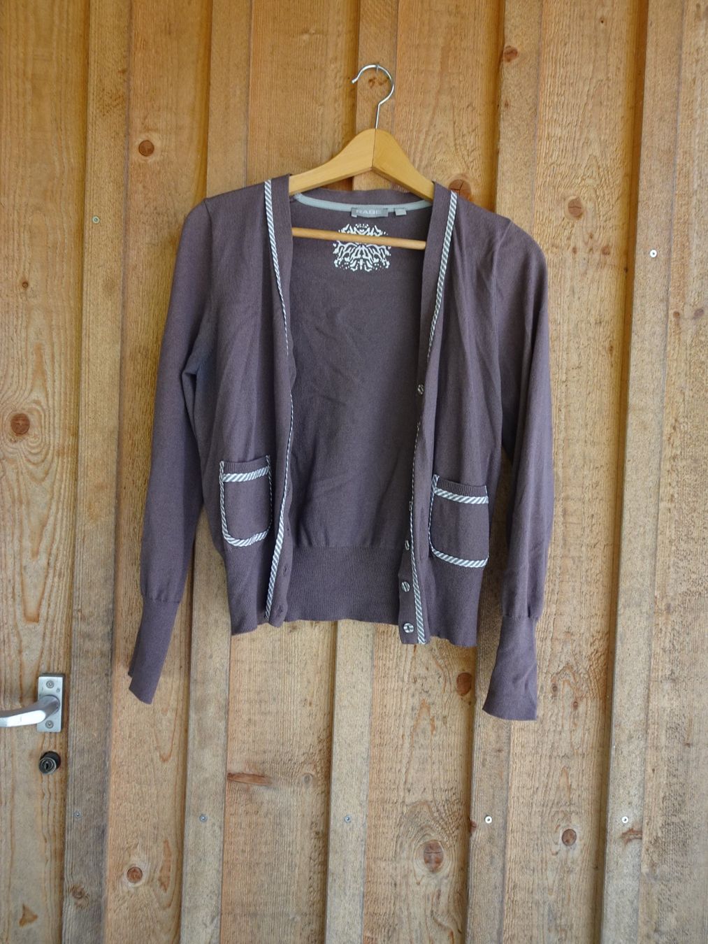 Rabe Giacche: RABE Feinstrick Jacke braun Gr. 36 - M74 – Usato da Küssnacht am Rigi venduto da Good4Deckeli