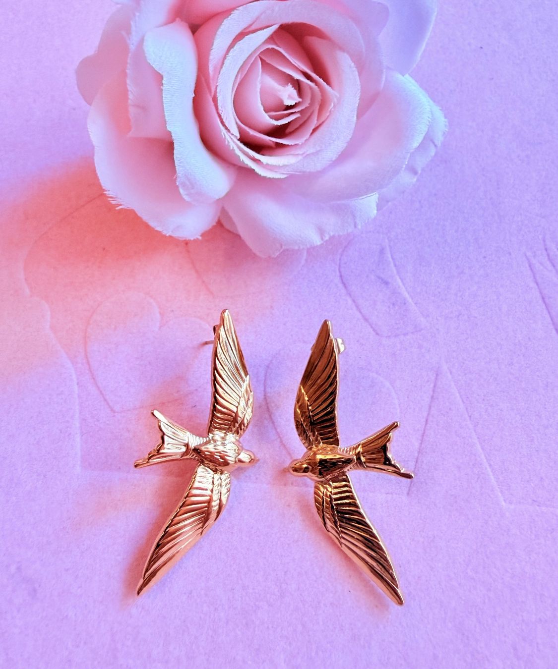 Orecchini pendenti & Orecchini a lobo: Boucles d'oreilles oiseau doré – Nuovo e nell'imballaggio originale da St-Maurice venduto da Sandrinette123 1