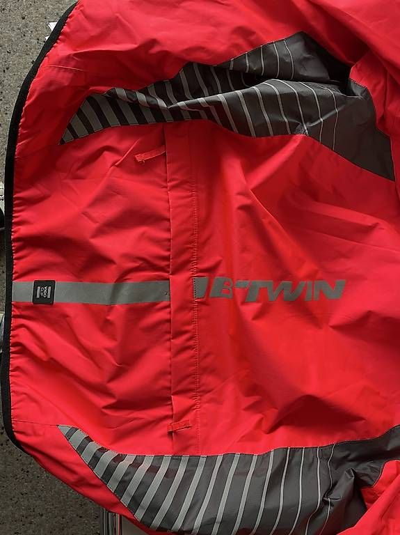 Giacche: Fahrrad-Regenjacke, Gr. M – Usato da Gümligen venduto da 55_44 2