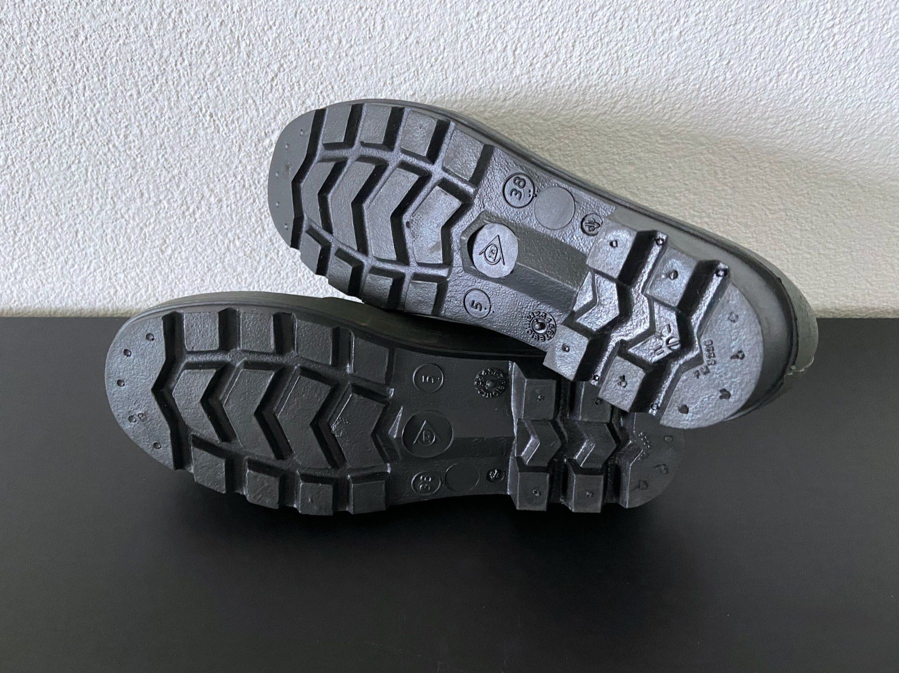 Dunlop Scarpe da uomo: Gartenclog / Gartenschuhe Dunlop Grösse 38, neu – Nuovo (secondo la descrizione) da Birr venduto da Jamonline 4