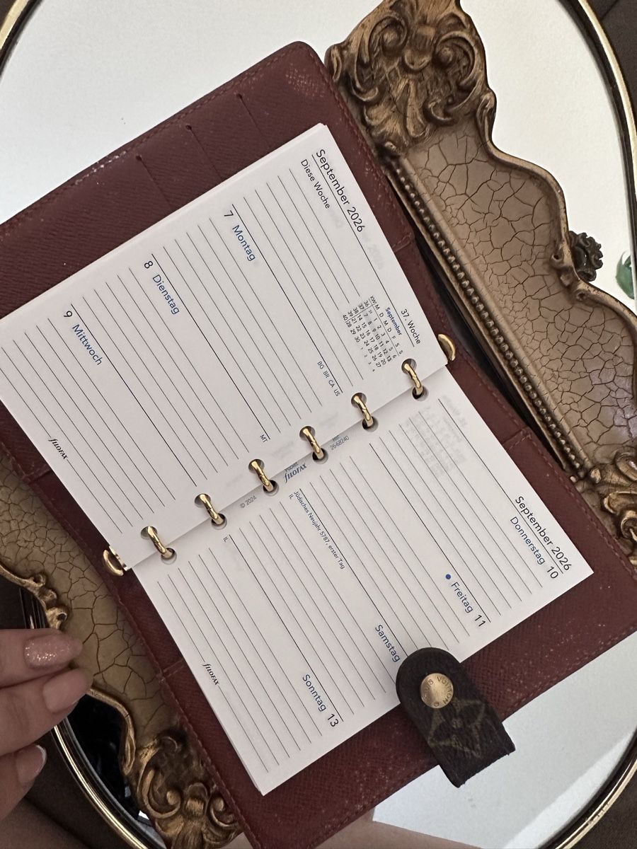 Calendari: Louis Vuitton Agenda – Usato da Aarwangen venduto da Amm_m6lw 1