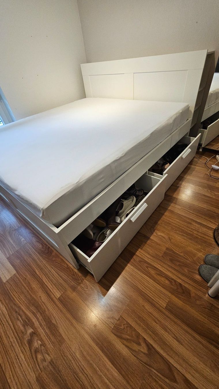 Ikea Betten: Ikea Brimnes Kingsize Bett – Gebraucht aus Küssnacht am Rigi von delanyc 4