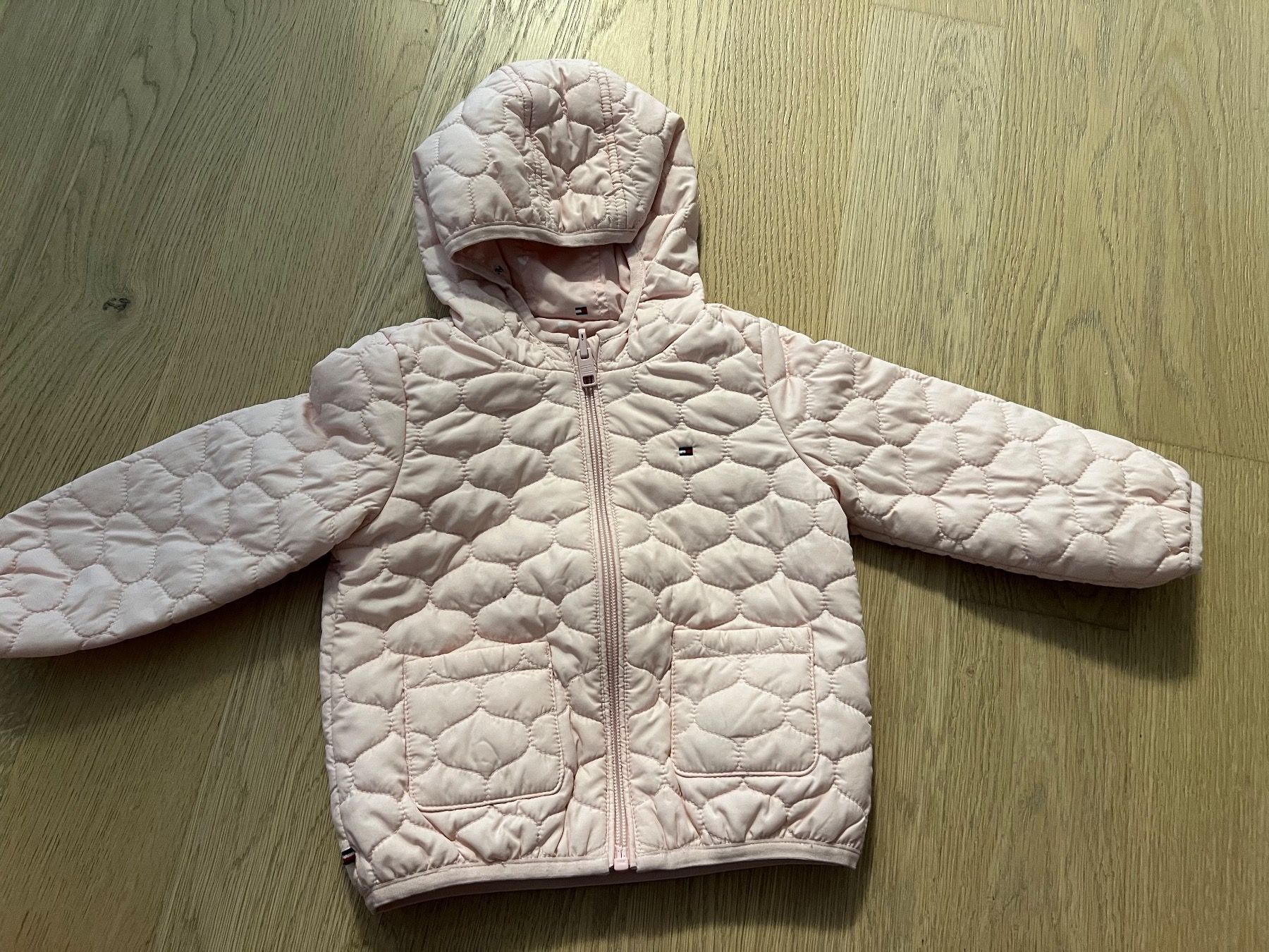 Tommy Hilfiger Giacche & Cappotti: Übergangsjacke Mädchen, Tommy Hilfiger, Grösse 80 – Usato da St. Gallen venduto da mirnes84