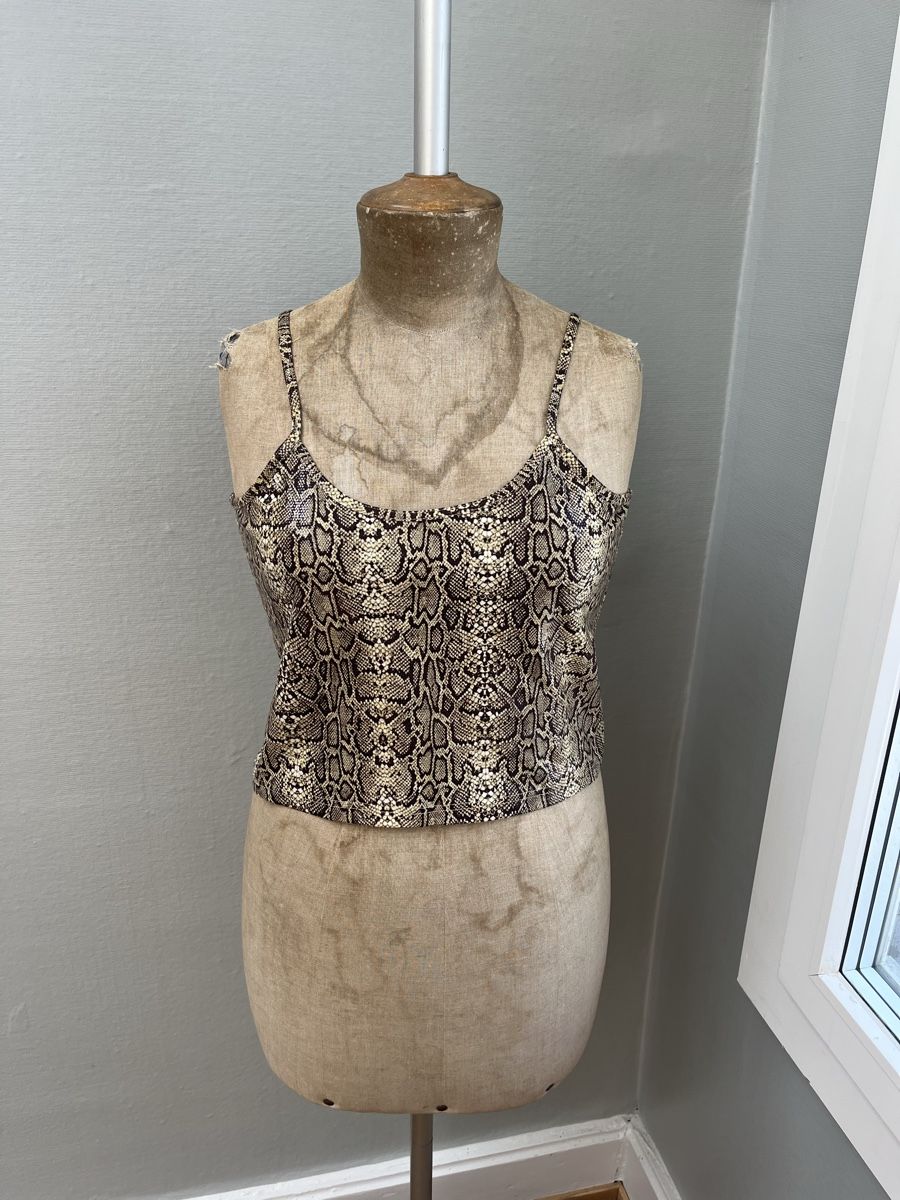 Vestiti: Sunwear by Kiwi Kleid mit Schlangenmuster  – Usato da Basel venduto da and_bc5b 4