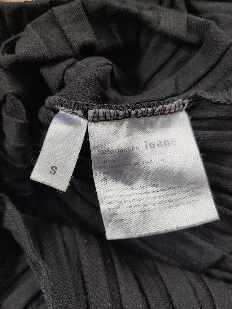 Reformation Tops: Schwarzer Body von Reformation, Gr. XS/S – Gebraucht aus Lugano von kat_lm5b 6