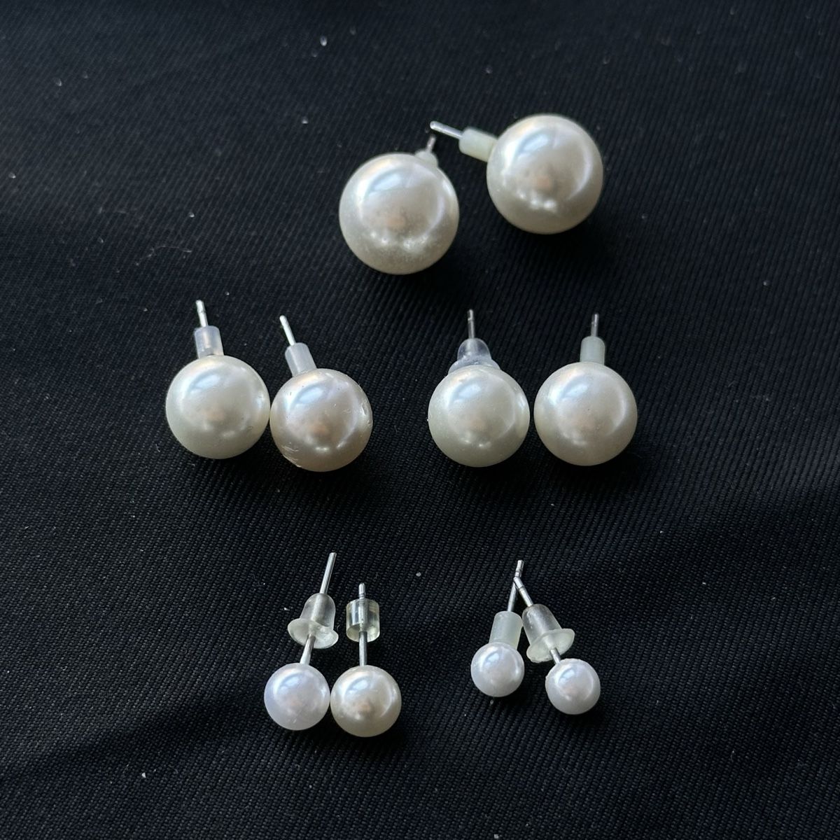 Orecchini pendenti & Orecchini a lobo: Perlen Ohrstecker Set – Usato da Givisiez venduto da dor_xb9k