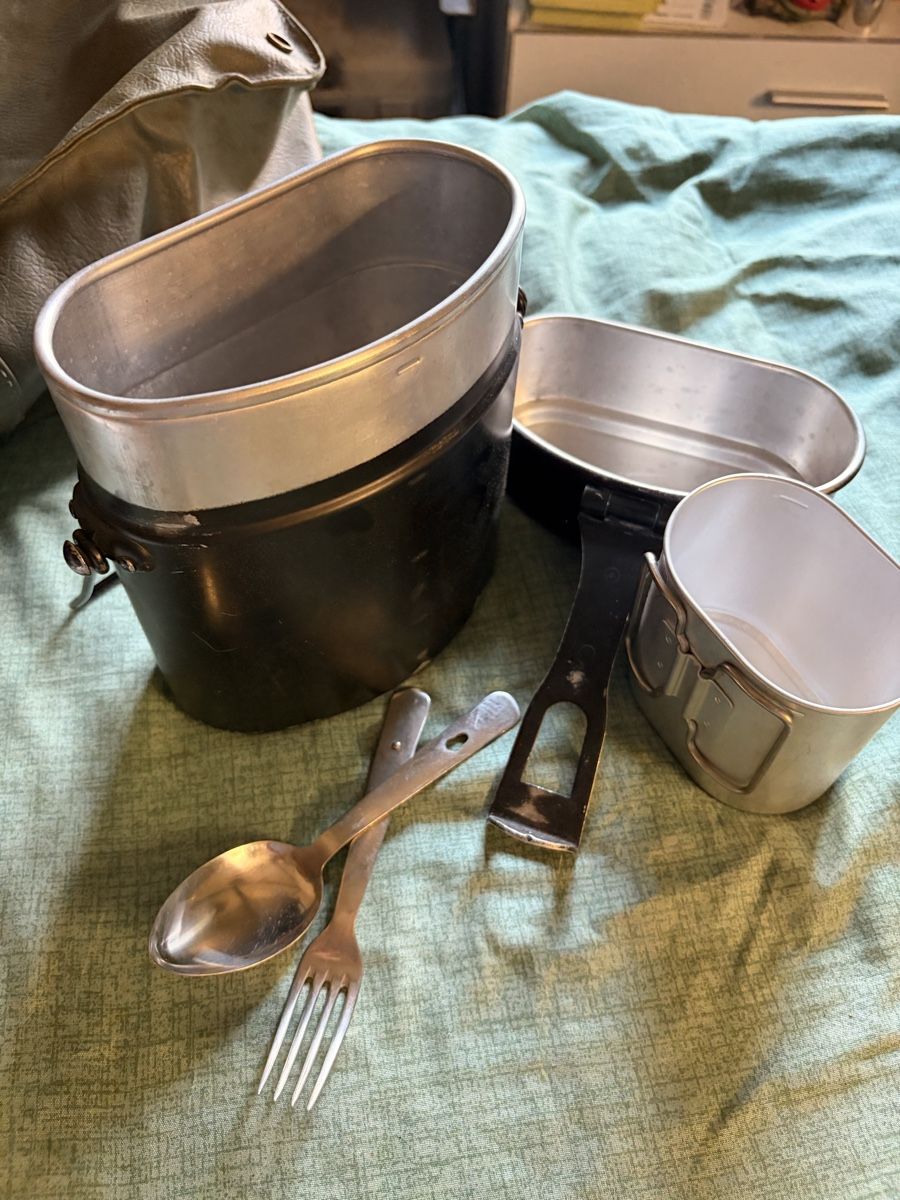 Set di piatti: MilitärGamelle – Usato da Naters venduto da Headliner88