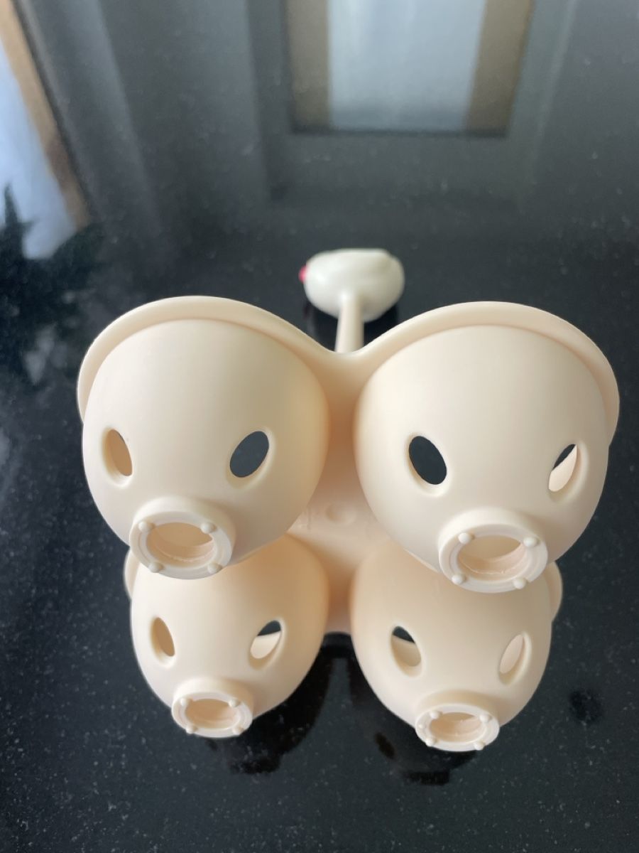 Contenitori & Simili: Alessi Eierhalter Huhn 4er beige neuwertig – Usato da Glarus venduto da UrsulaE 1