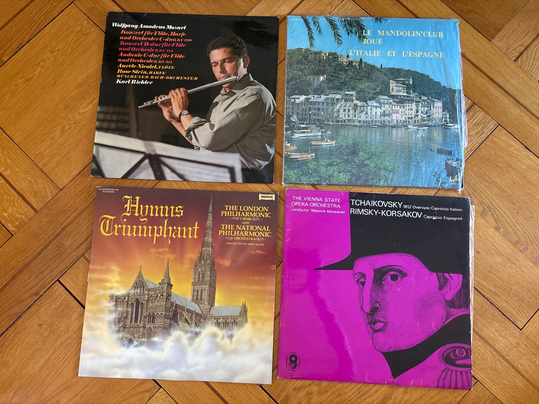 Vinyles: 20 Schallplatten inklusive Koffer – D'occasion à Genève par Buens4 5