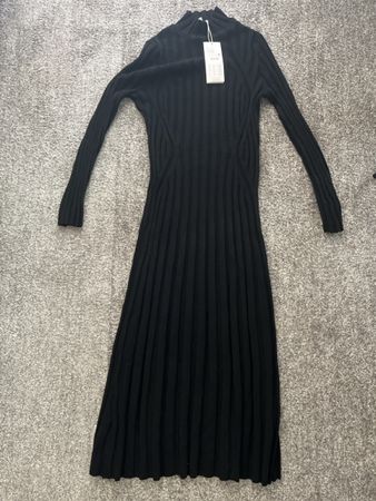 Strickkleid S. Oliver schwarz Grösse 38 neu mit Etikett