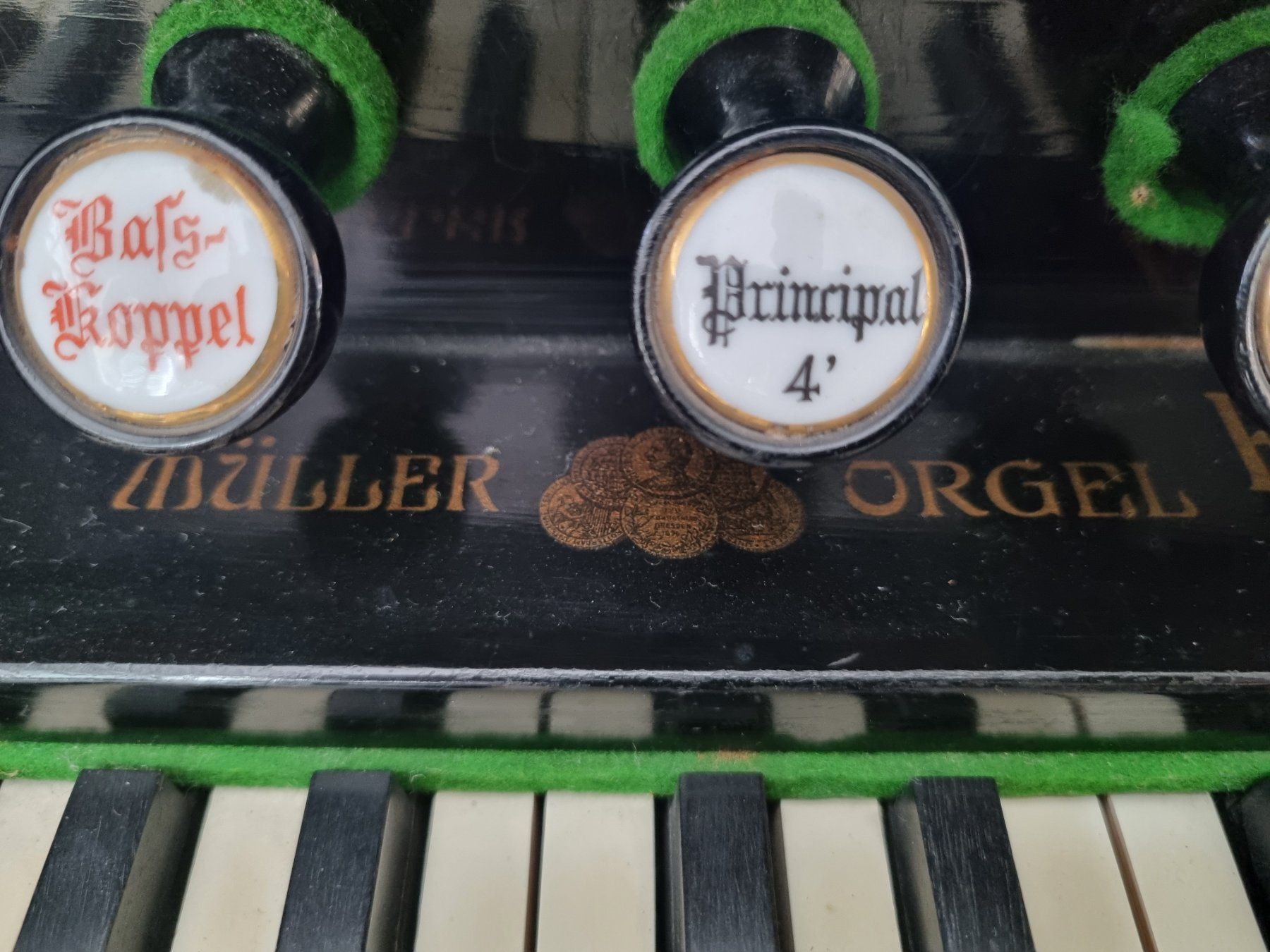 Instruments de musique: Harmonium Müller Orgelbau /  E.L. Schmidtmann Basel – D'occasion à Lenzburg par freedomky 5