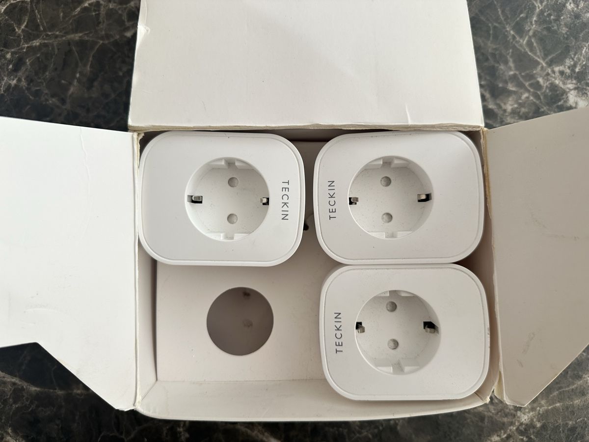 Spine: Teckin steckdose SP22 Wlan 3 St. – Nuovo (secondo la descrizione) da Bern venduto da bohdan_m 1