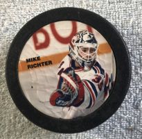 PUCK NHL EISHOCKEY MIKE RICHTER