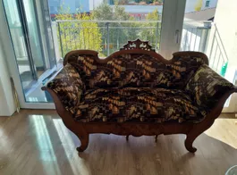 Tolles Antikes Sofa - Der Hinkucker