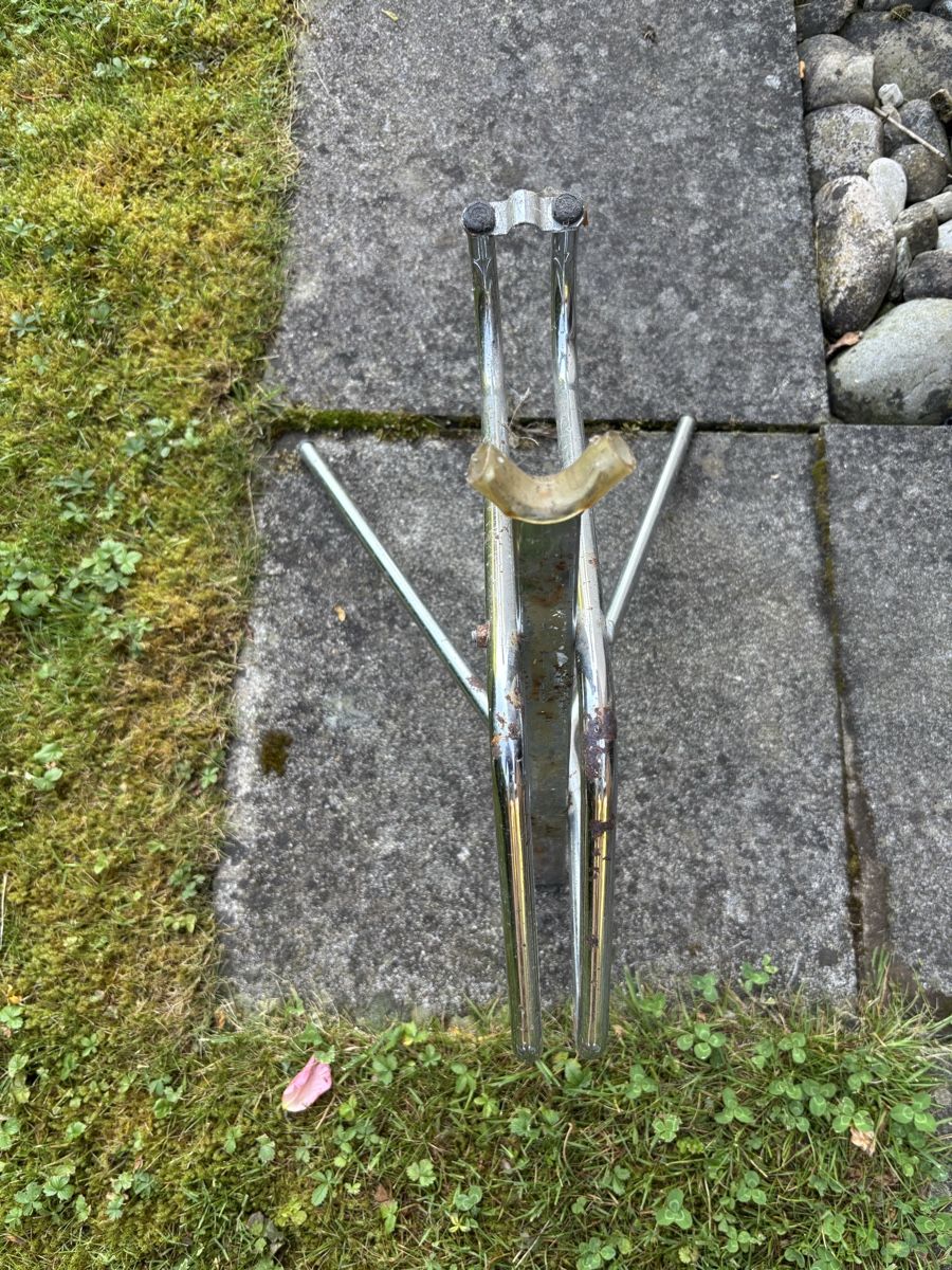 Cavalletti per biciclette: Rennvelo Ständer verchromt  – Usato da gräslikon venduto da Autoking 1