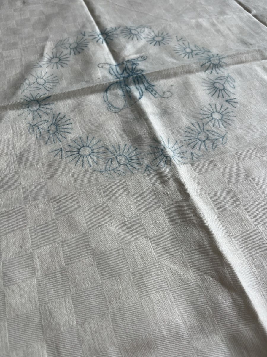 Altra biancheria da tavola: Vintage leinen Tischdecke – Usato da Brienz BE venduto da hey_z9vg 2