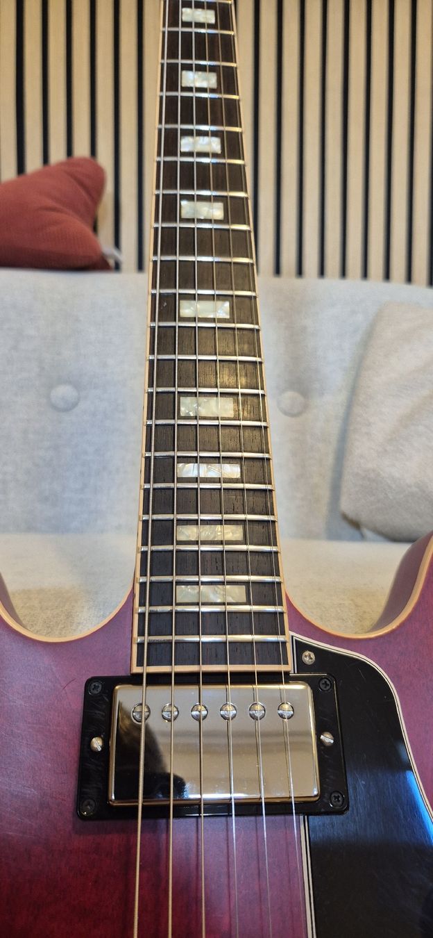 Gibson Instruments de musique: 2016 Gibson Memphis ES-335 Satin – D'occasion à Frauenfeld par Denny_Cook 6