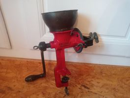 handbetriebene Getreidemühle Husqvarna
