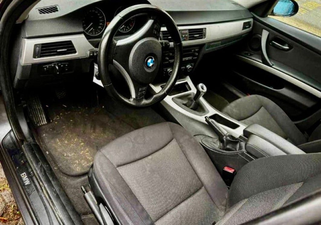 BMW Automobili: BMW 318 I touring – Difettoso da Nax venduto da sdr_p79l 3