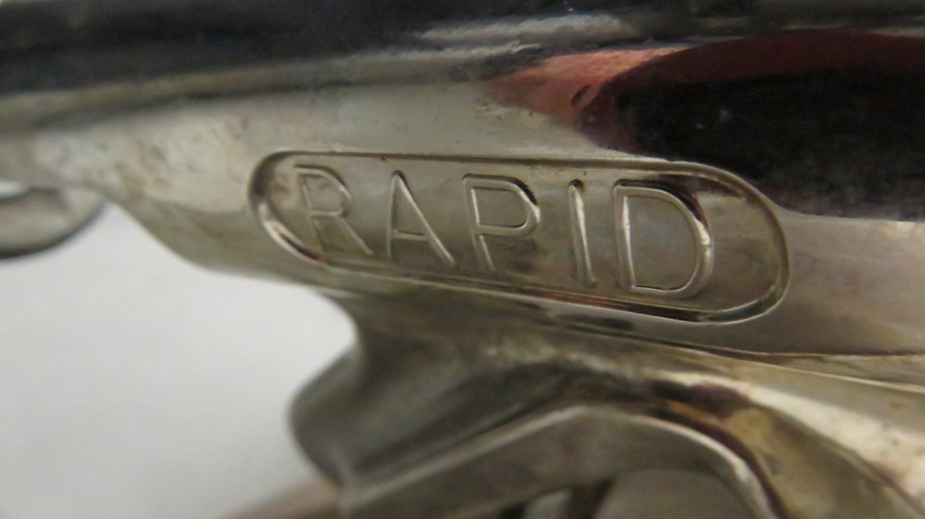 Rapid Apribottiglie & Tappi per chiusura: Korkenzieher Tischmodell Marke RAPID Swiss made – Usato da Wetzikon ZH venduto da morda1954 3