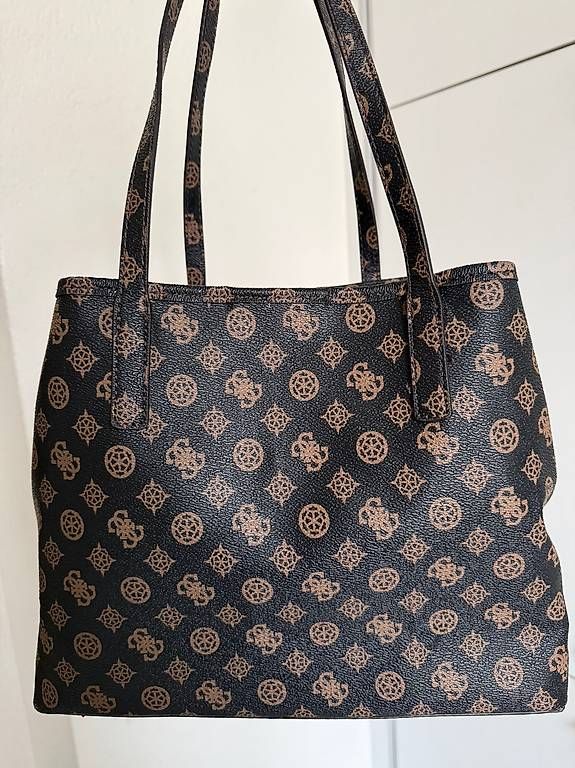 Sacs femmes: Sac à main Guess – D'occasion à Renens VD par Nikola_Grubor 3