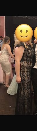 Elegantes Spitzenkleid ? Schwarz/Nude | Grösse 40/42