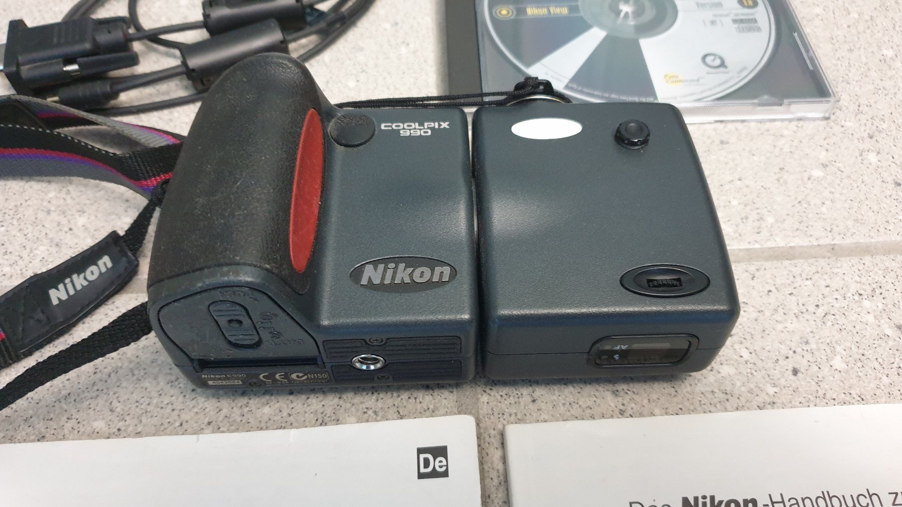 Nikon Appareil photo: Nikon COOLPIX 990 – D'occasion à Stäfa par Supertramp73 1