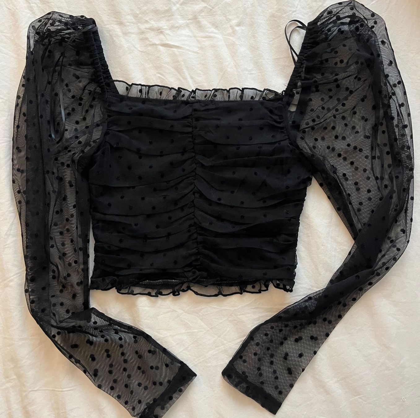H&M Blusen: Schwarze H&M Bluse mit Puffärmeln, Grösse 34 – Neu (gemäss Beschreibung) aus Basel von rey_d2s7 1