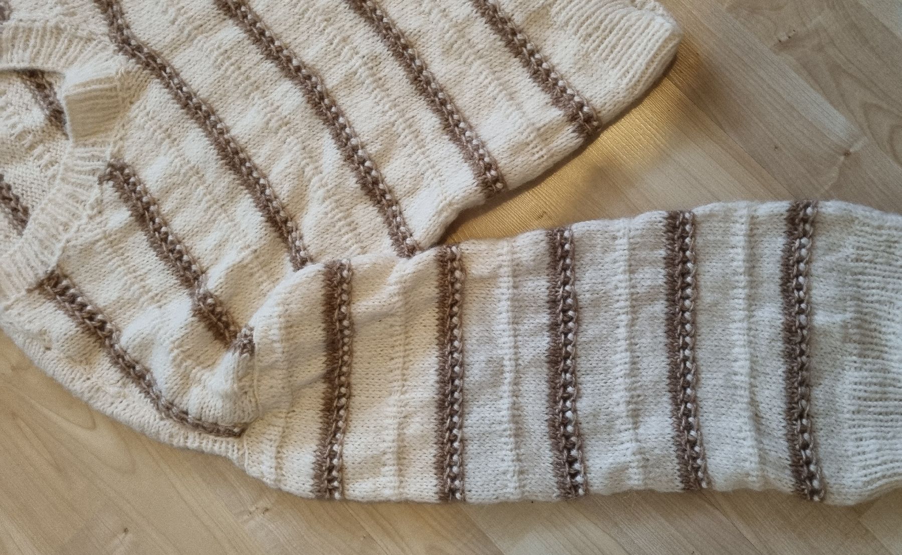 Pulls & Sweat-shirts: Cooler Strickpullover selfmade mit weiten Ärmeln, Gr S/M – Neuf (Voir description) à Oftringen par MalousAllerlei 3