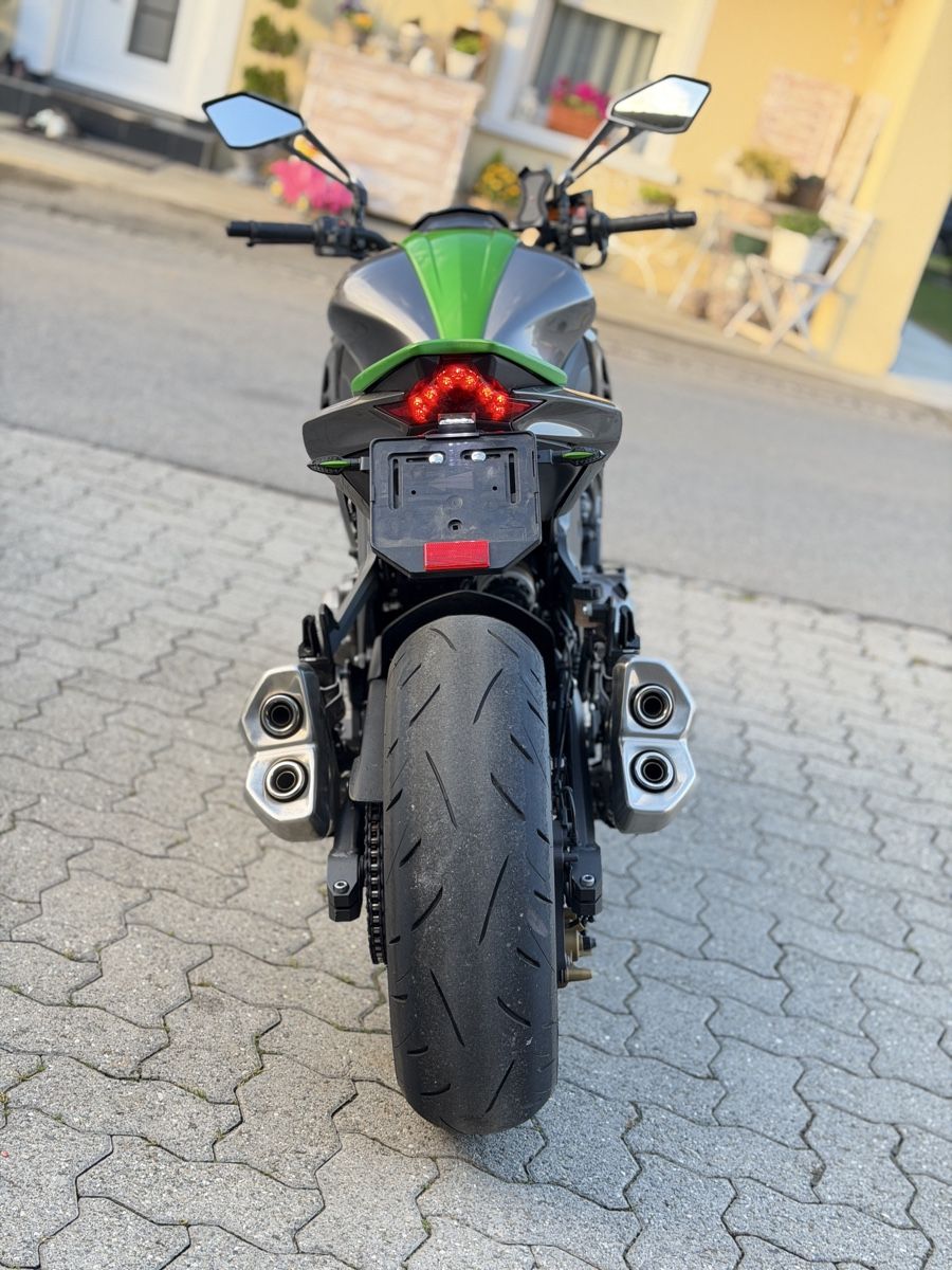 Kawasaki Strada: KAWASAKI Z1000 TOP ZUSTAND – Usato da Muhen venduto da Vito-Automobile 4