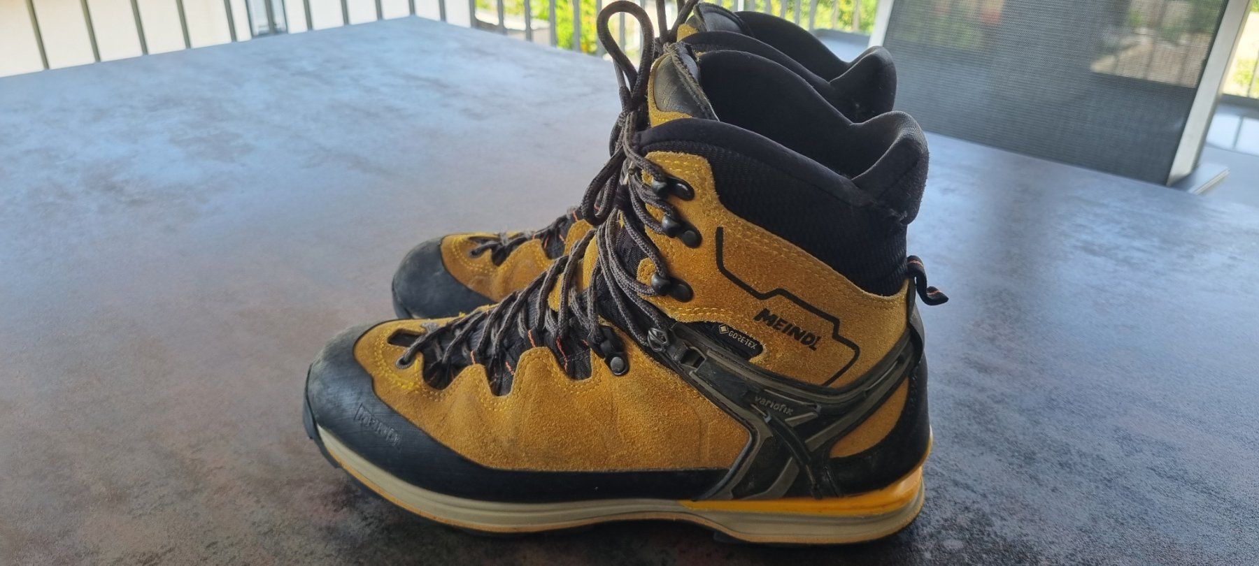 Meindl Chaussures hommes: Meindl Litepeak PRO GTX Gr. 44.5 – D'occasion à Pfeffikon LU par Andy1969