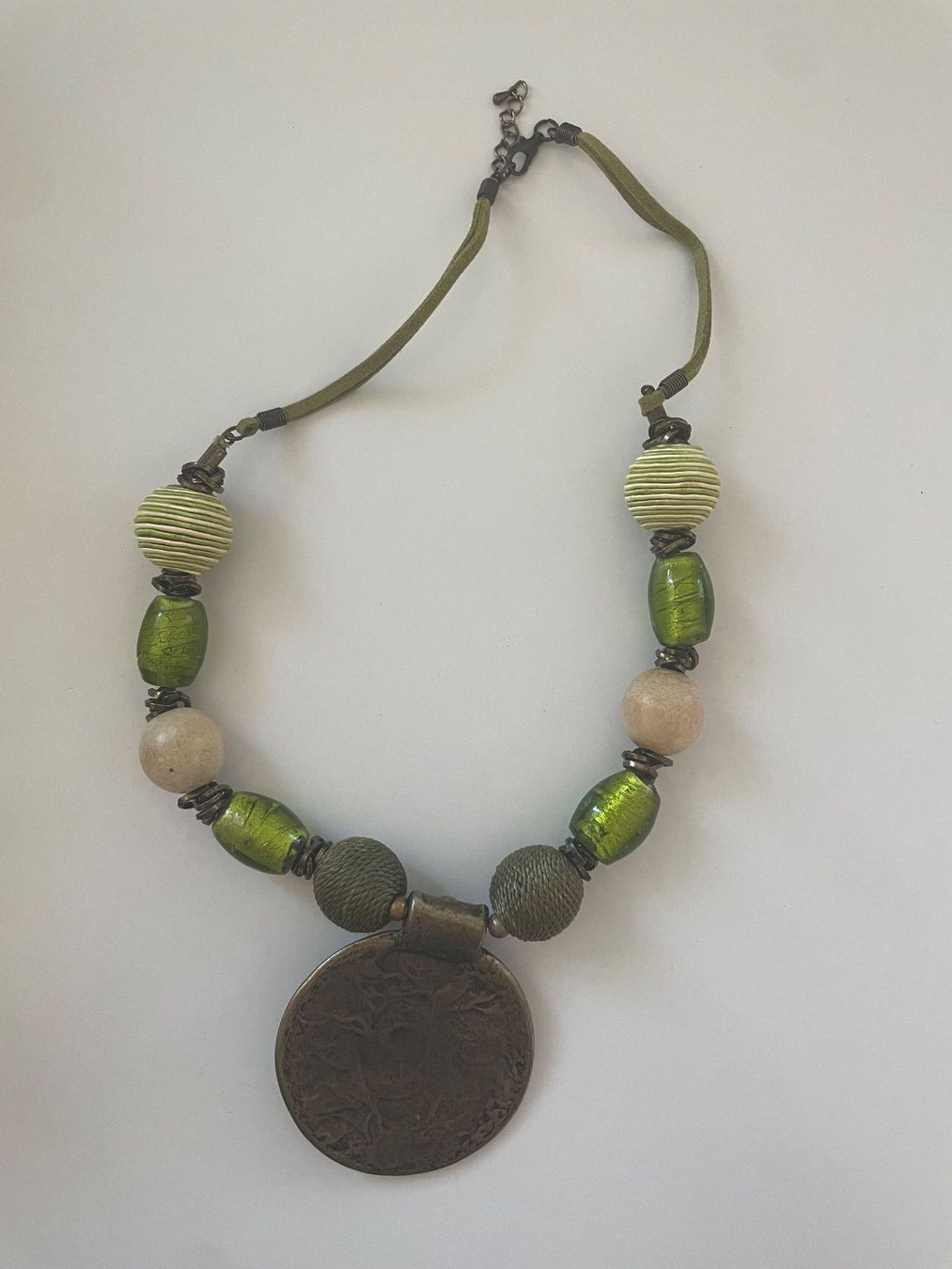 Colliers: Statement Halskette, Olive Grün – D'occasion à Meilen par ann_kr79 1