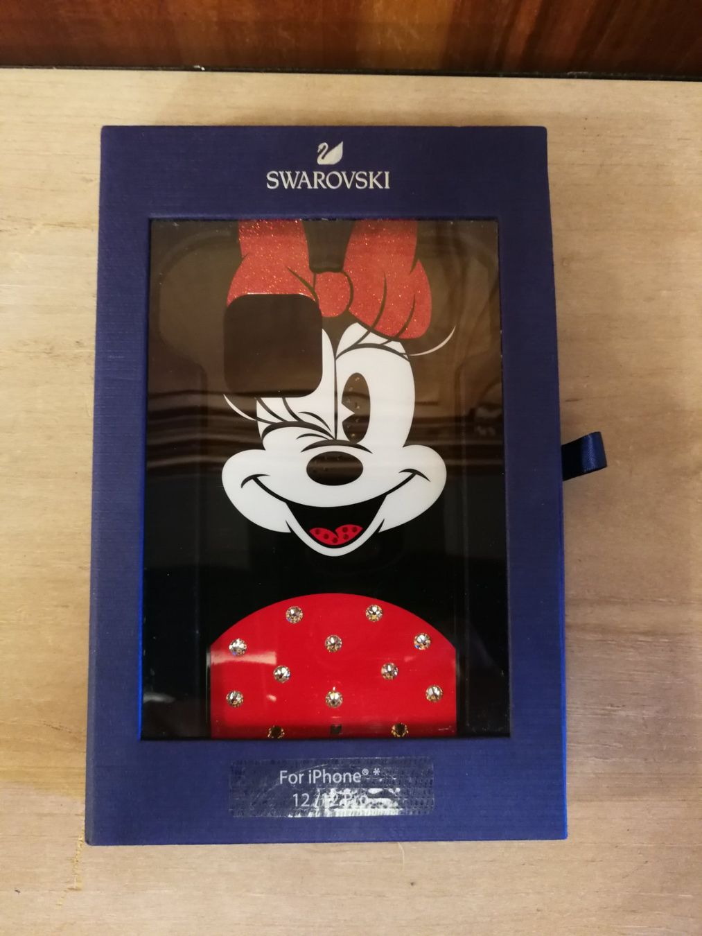 Swarovski Covers & Schutzfolien: Swarovski original Minnie Mouse, iPhone 12 Pro Case Hülle – Neu und originalverpackt aus Wagenhausen von Simbad